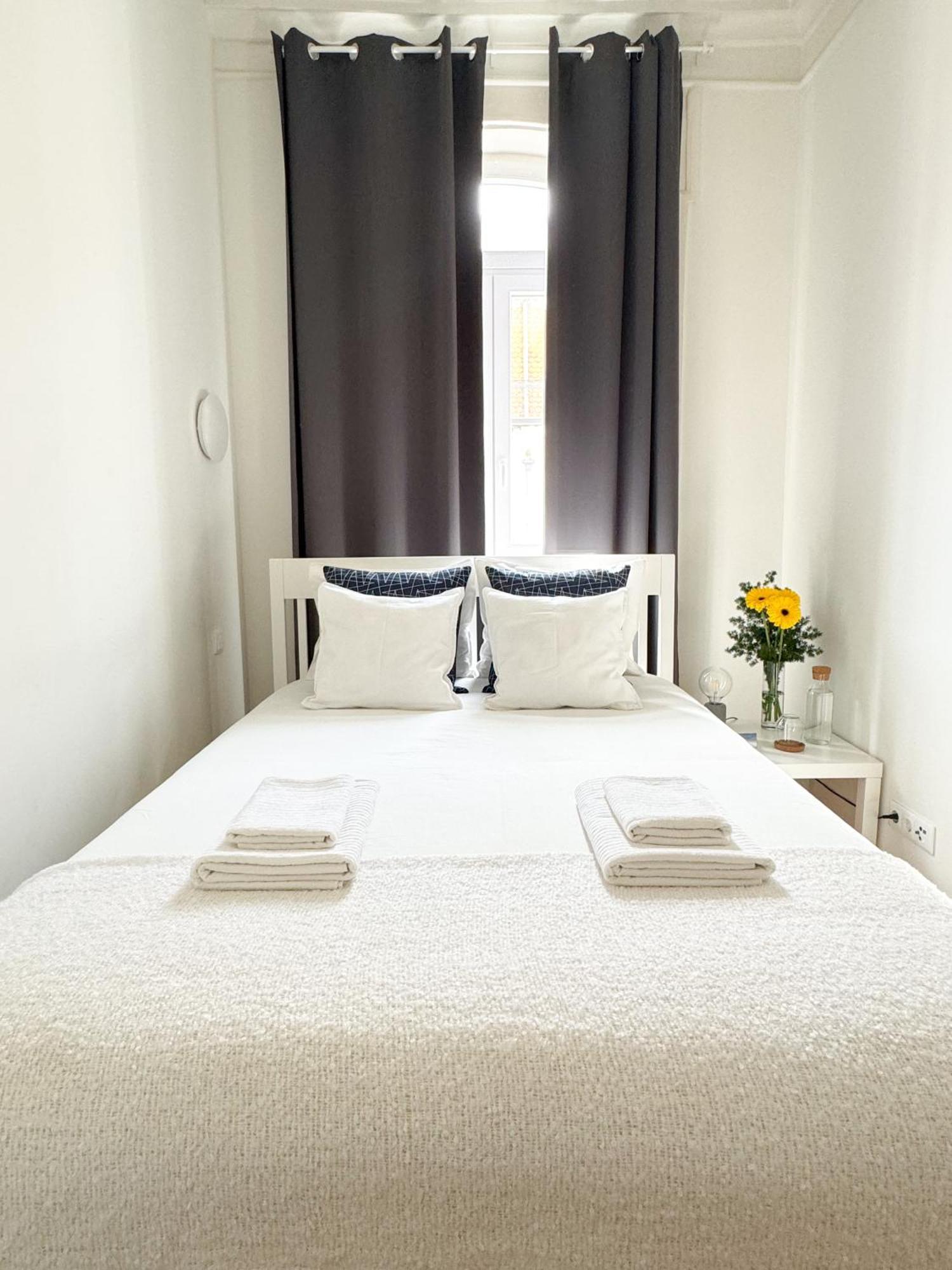 Cozy Room With Privative Bathroom On Rua Augusta Lisbon Exterior photo